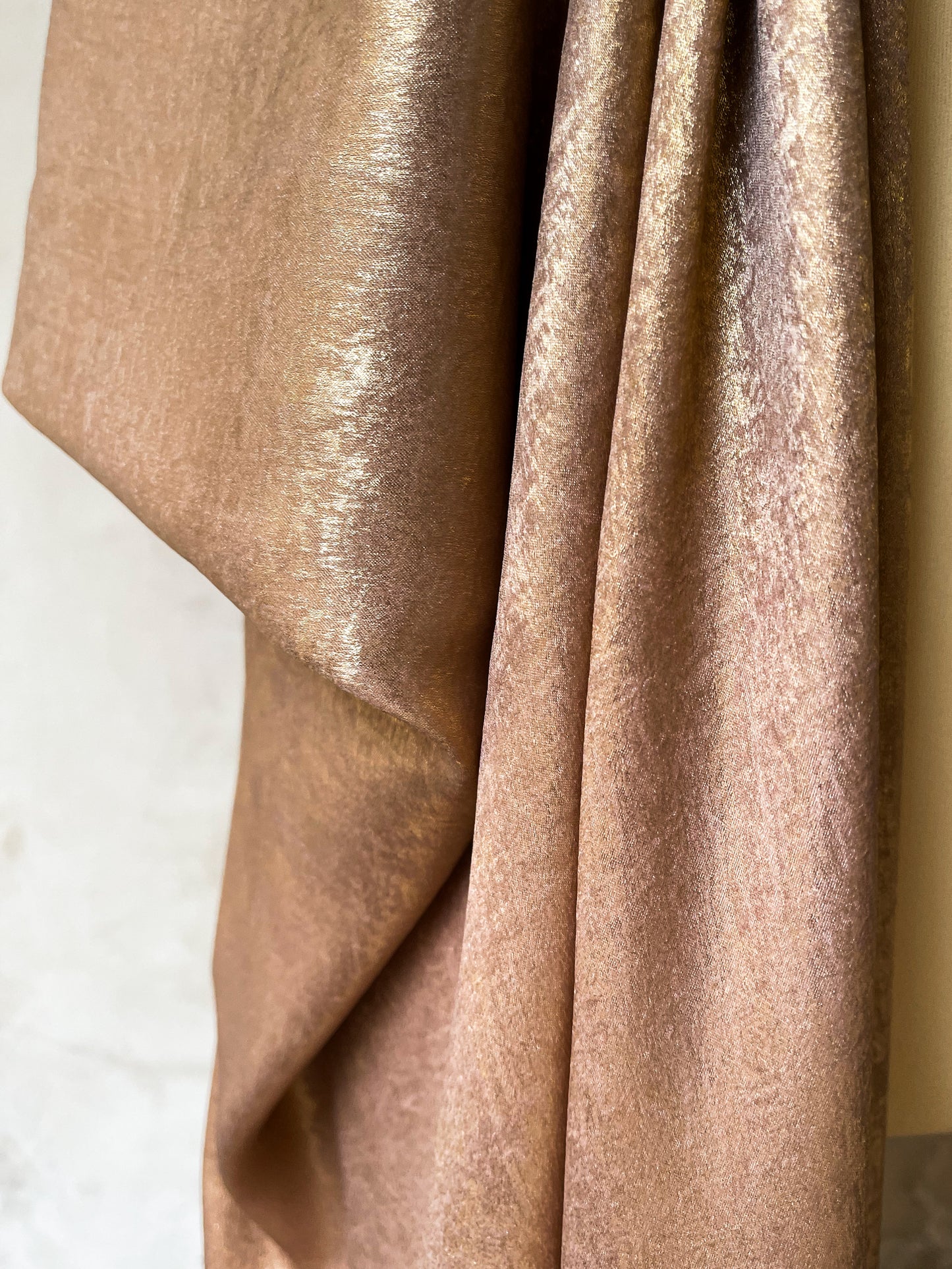 Tela Lamé Foil Dorado Bronce
