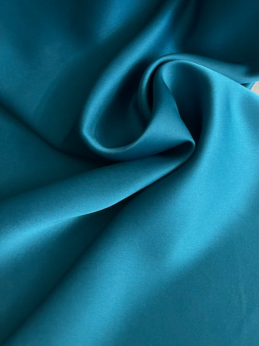 Tela Charmeuse Satinada Calipso