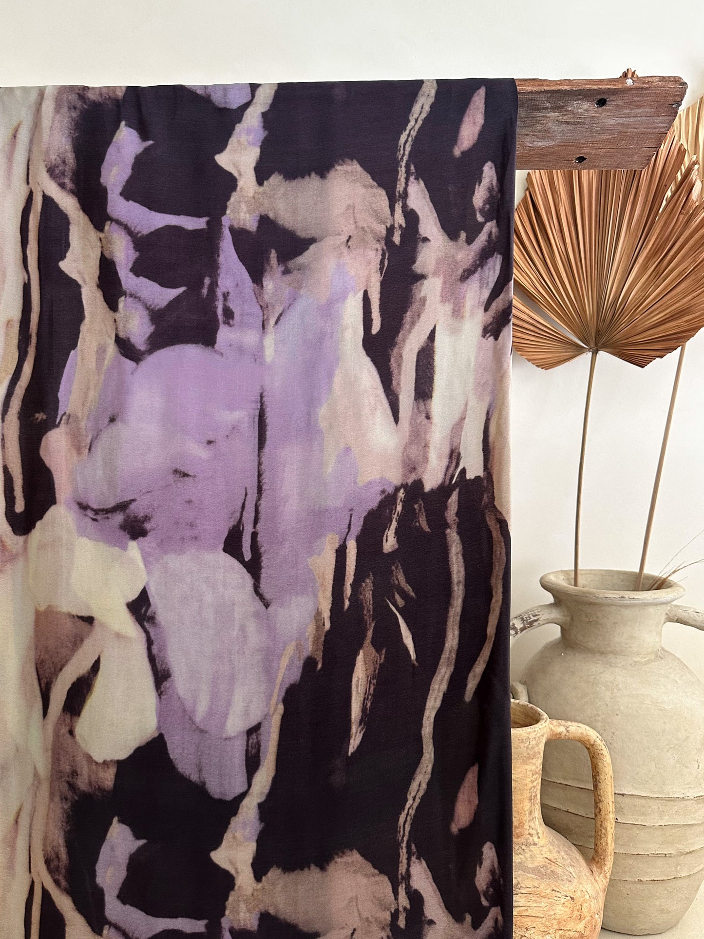 Viscosa Satinada Estampada tonos Lilas