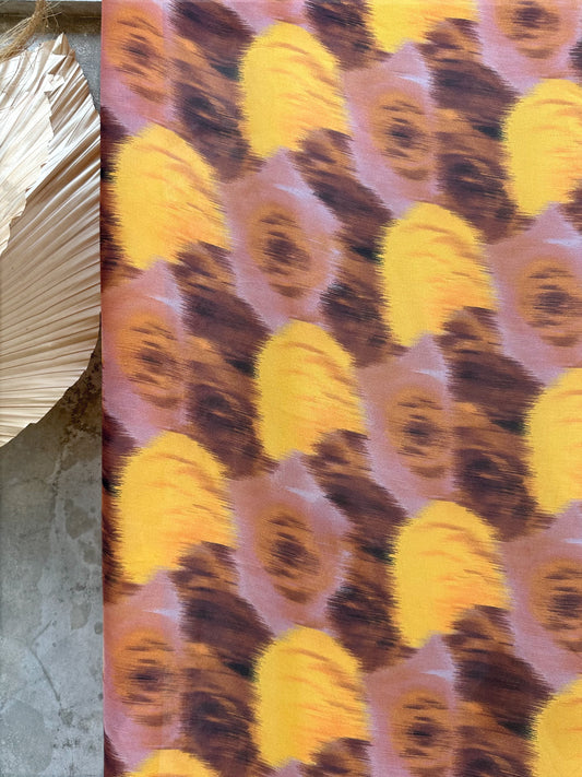 Gasa Estampada Abstracta en Mostaza y Malva