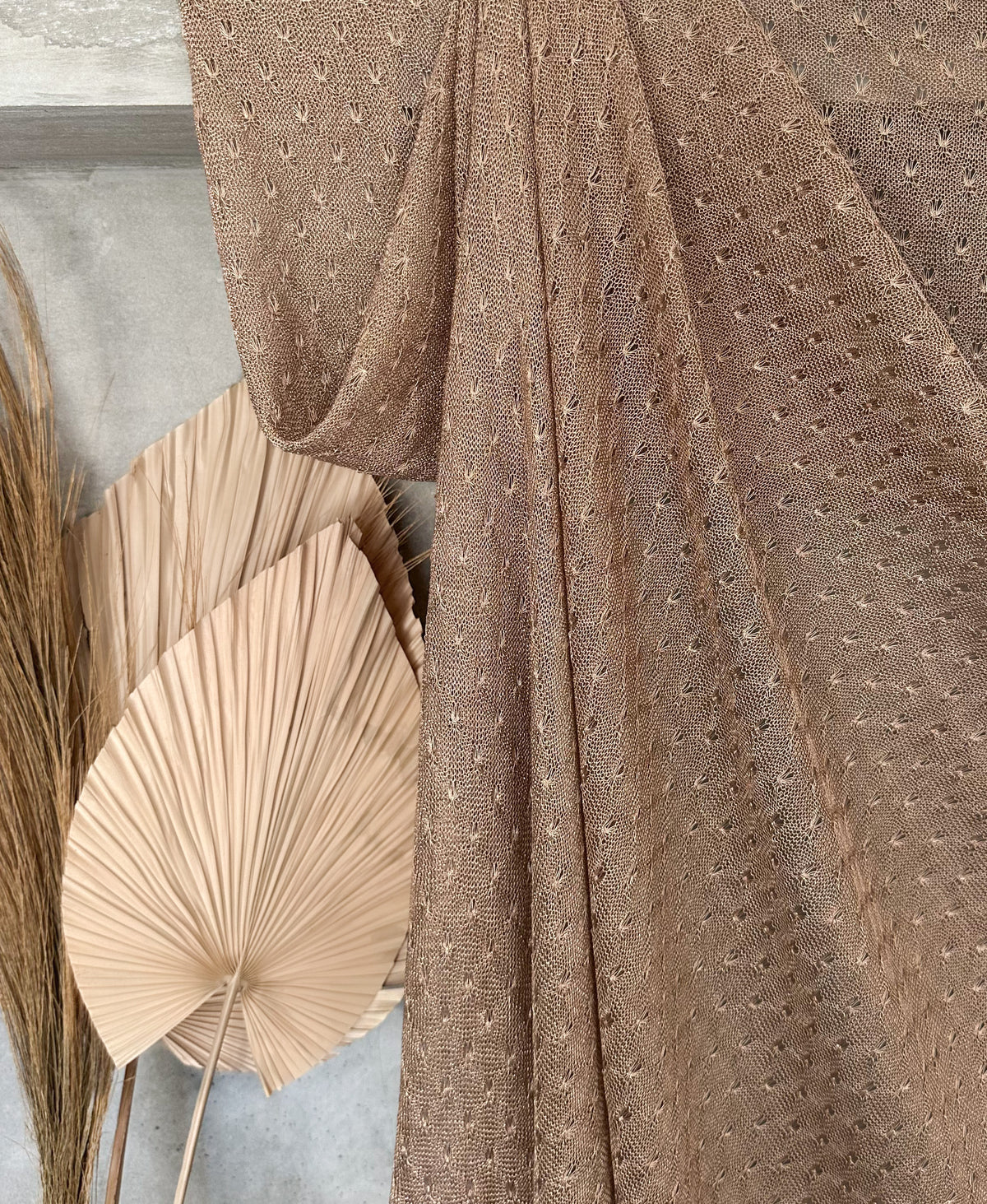 Tejido Calado Rose Gold