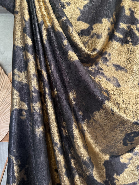 Tela Lamé Foil Estampado Dorado y Grafito