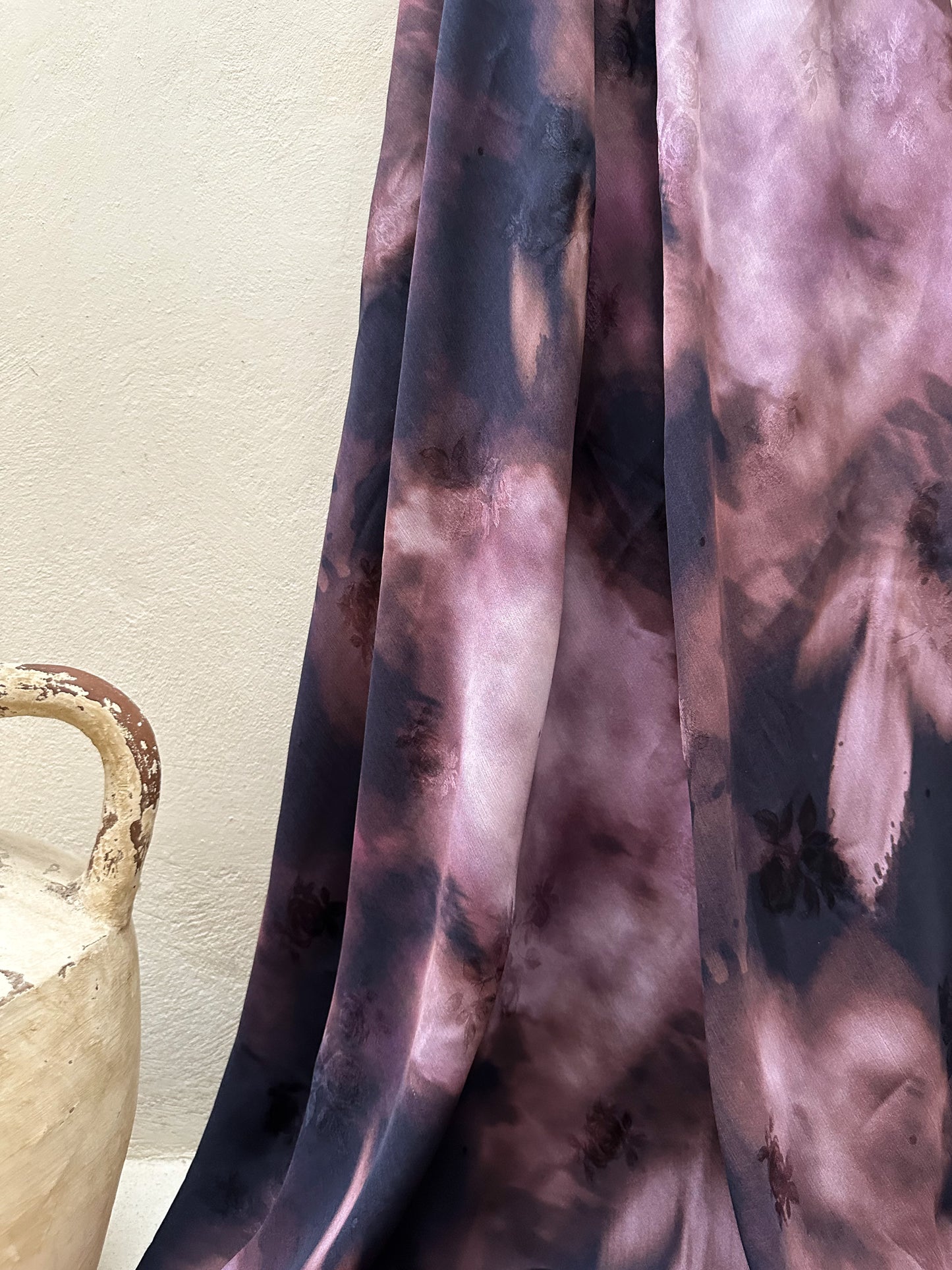 Crepé Satén Jacquard Estampado Malva
