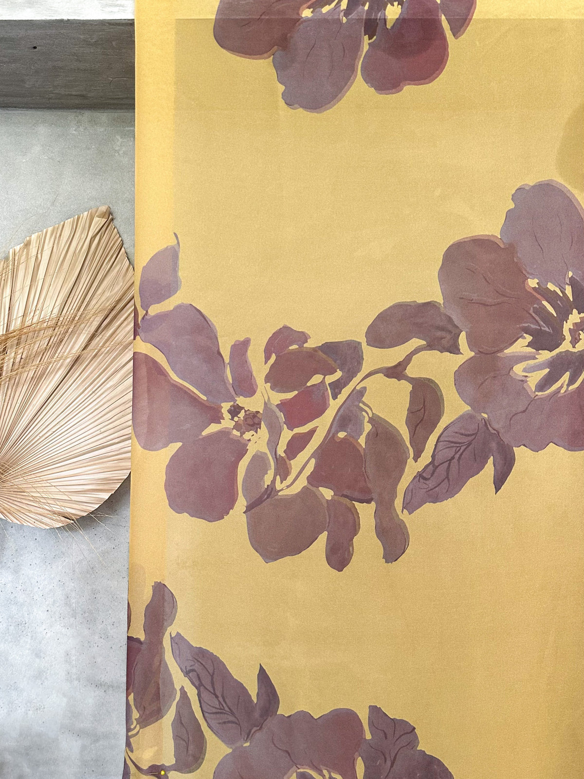 Gasa Estampada Floral en Amarillo Pastel y Malva