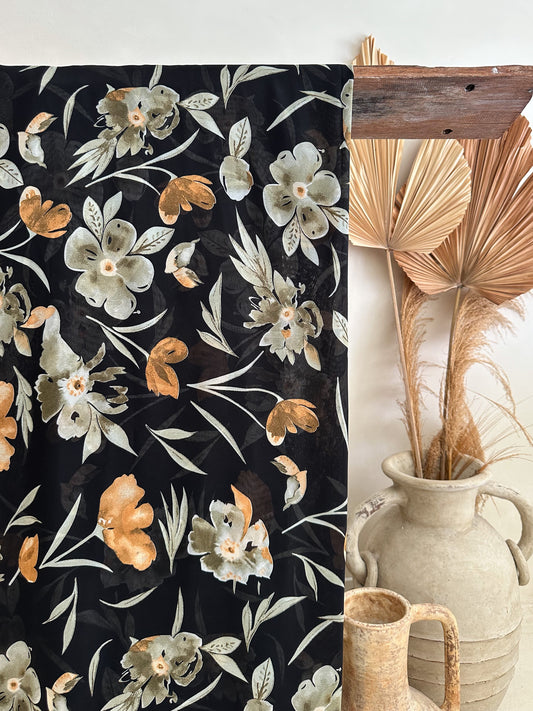 Gasa Estampada Floral Negro con Verde Oliva y Café